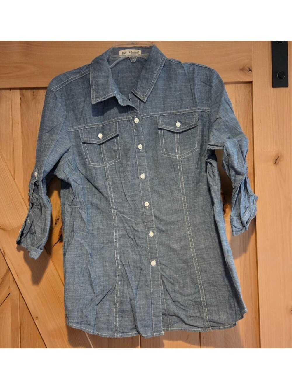 HESTER & ORCHARD Chambray Shirt Roll-tab 3/4 Sleeve Button Top Women L Cotton